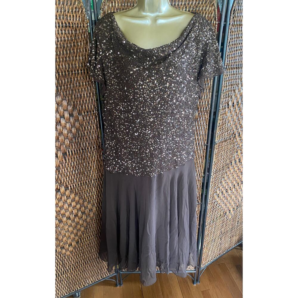 Plus Size 20W//Vintage 90s Brown Beaded Flutter Sleeve Dress